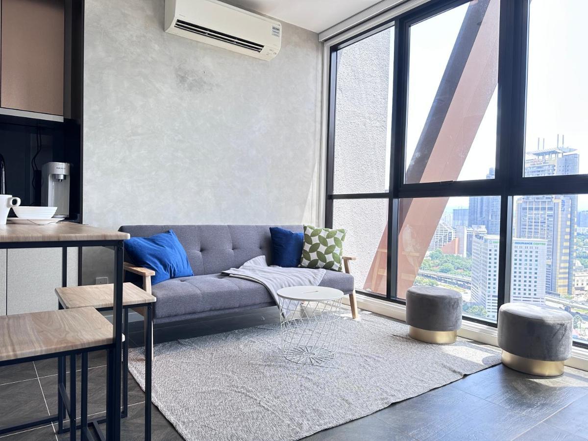 Scarletz Suites Klcc Twin Tower By Purple Orchid Kuala Lumpur Zewnętrze zdjęcie
