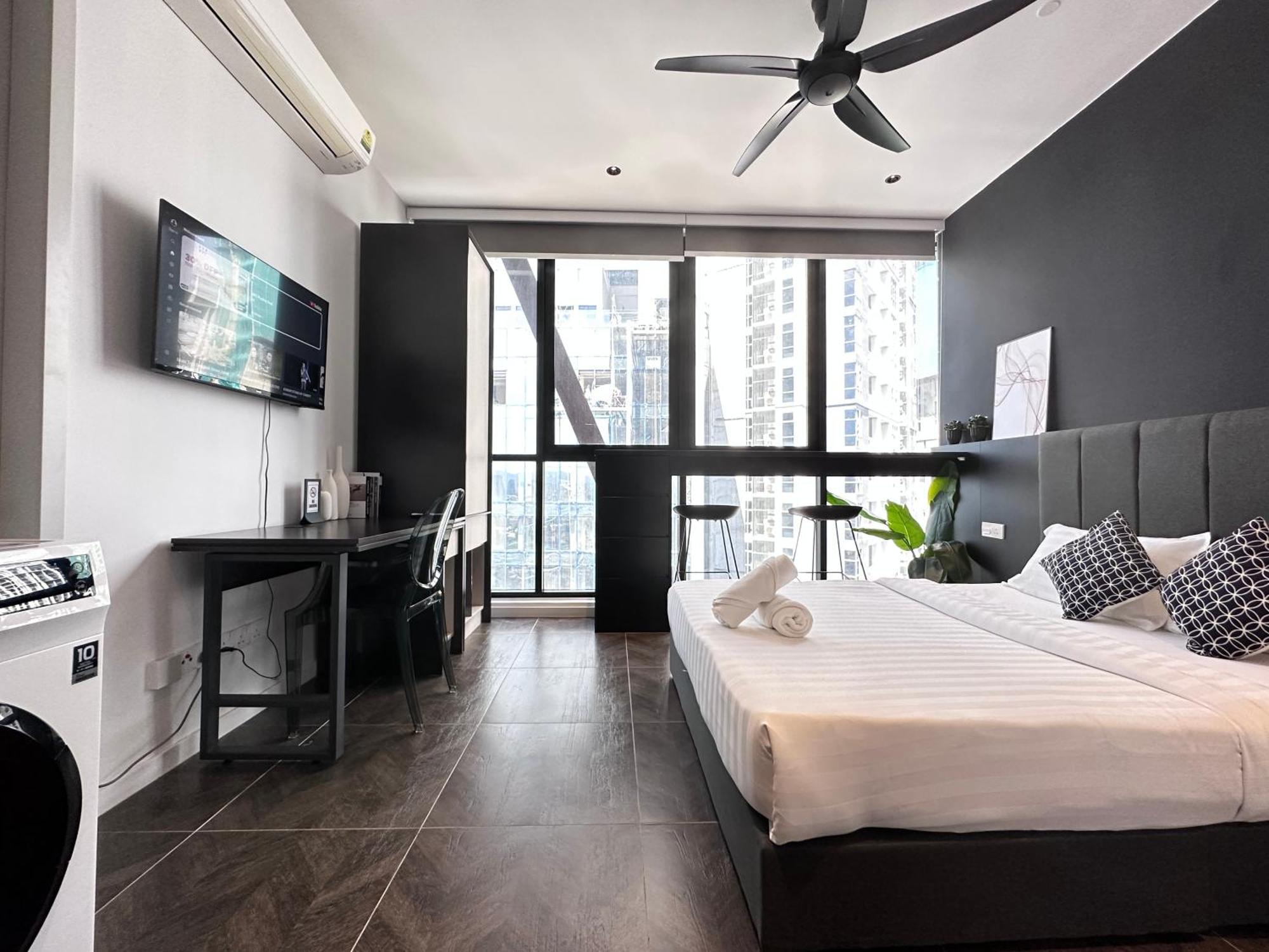 Scarletz Suites Klcc Twin Tower By Purple Orchid Kuala Lumpur Zewnętrze zdjęcie