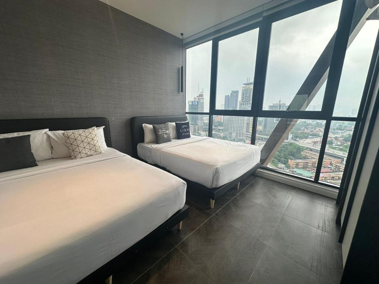 Scarletz Suites Klcc Twin Tower By Purple Orchid Kuala Lumpur Zewnętrze zdjęcie